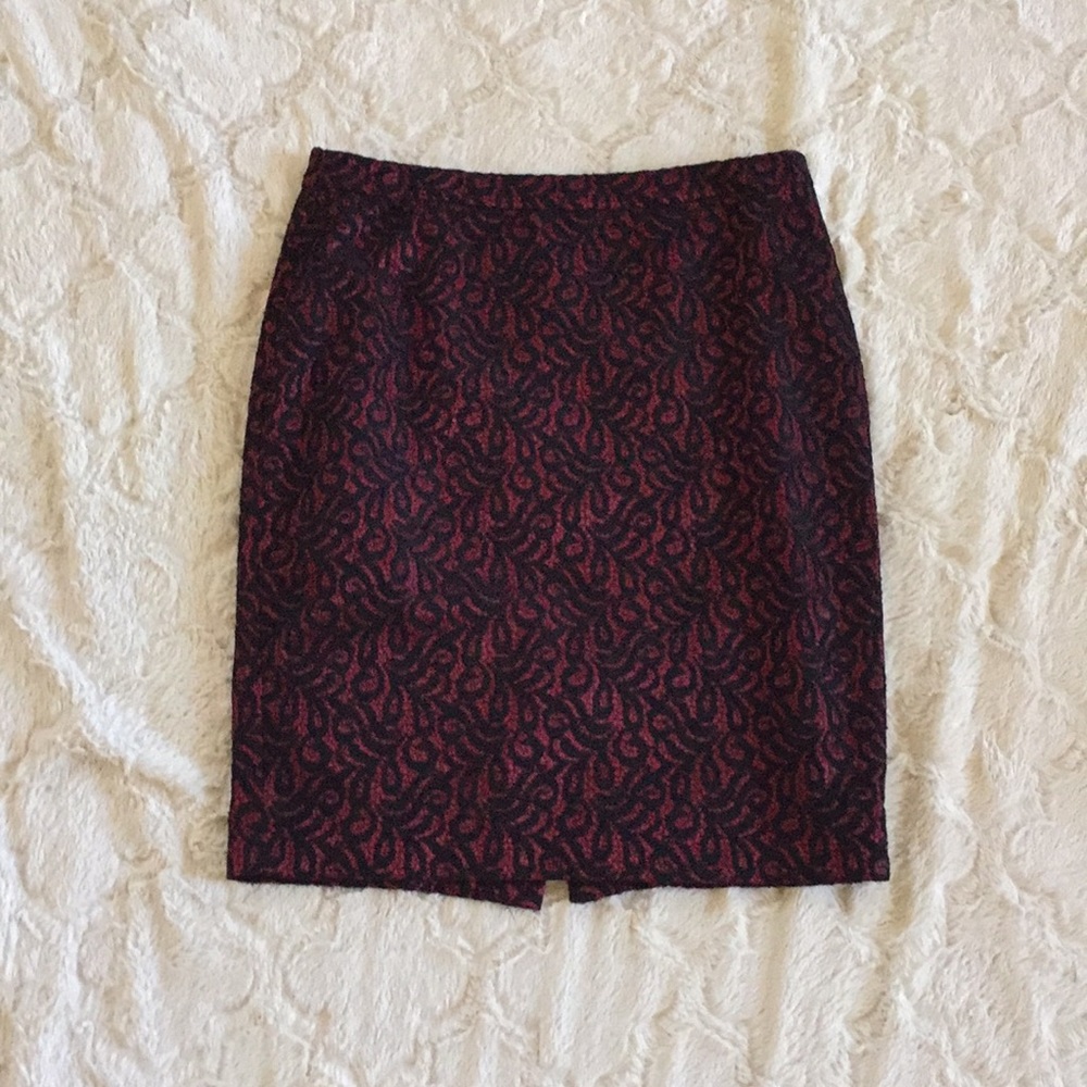 Skirt from The Limited * Red w/Black Lace * Sz 4